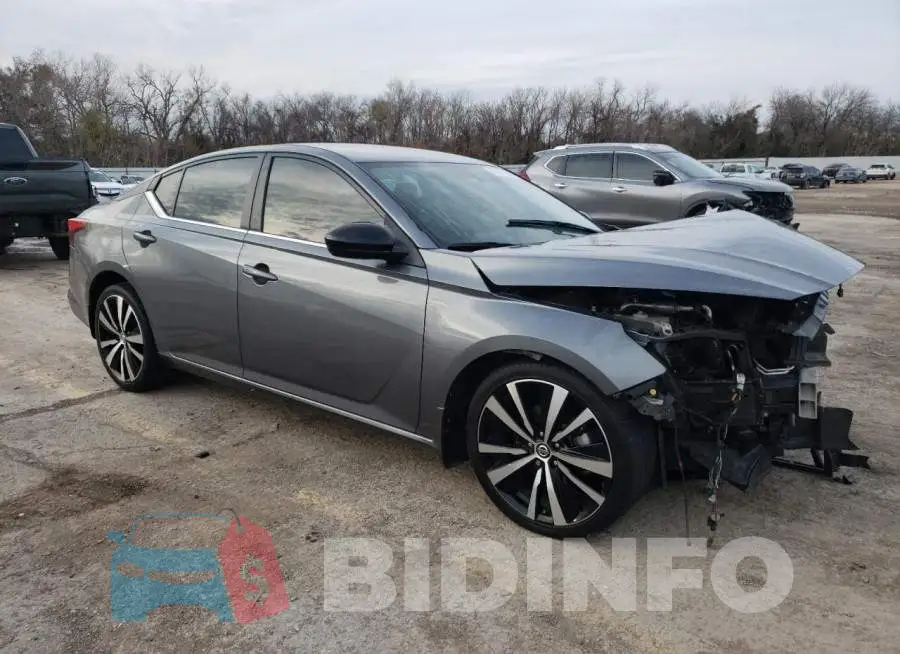 1N4BL4CV6KC180185 Photo# 4