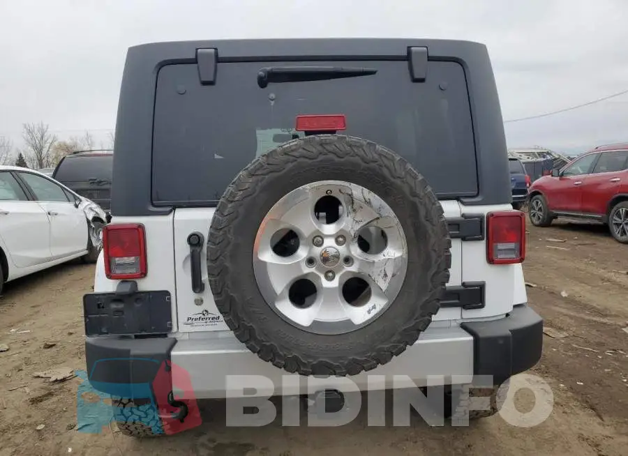 1C4BJWEG8FL572858 Photo# 6