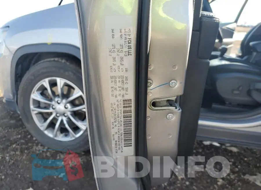 1C4PJMLB5KD252760 Photo# 10