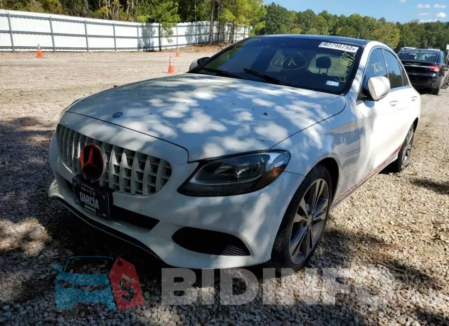 55SWF4JB2GU132882 Photo# 2