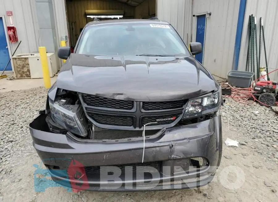 3C4PDCAB9LT180901 Photo# 5