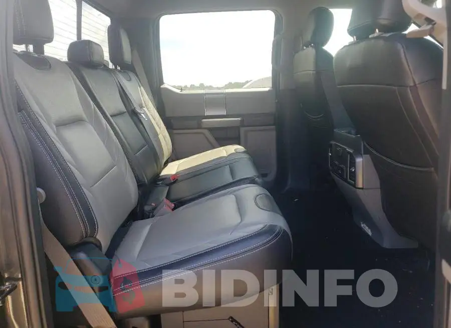 1FT7W2B60JEB46784 Photo# 6