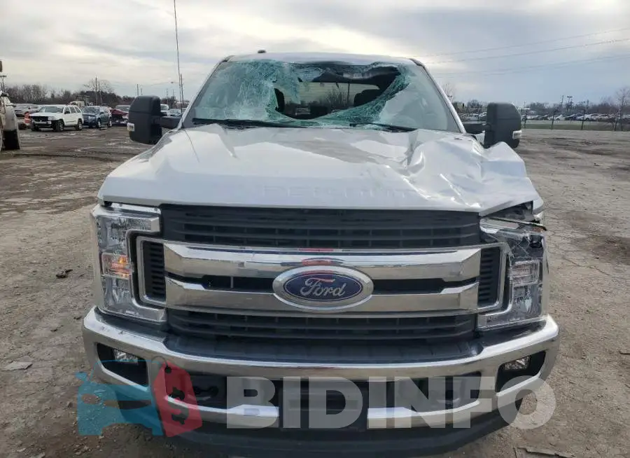 1FT7W2B66HEC75879 Photo# 5