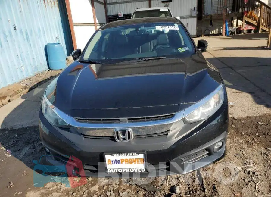 19XFC1F73GE212212 Photo# 5