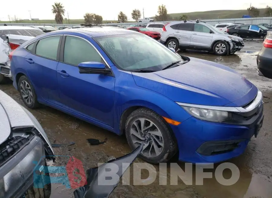 19XFC2F79GE239372 Photo# 4