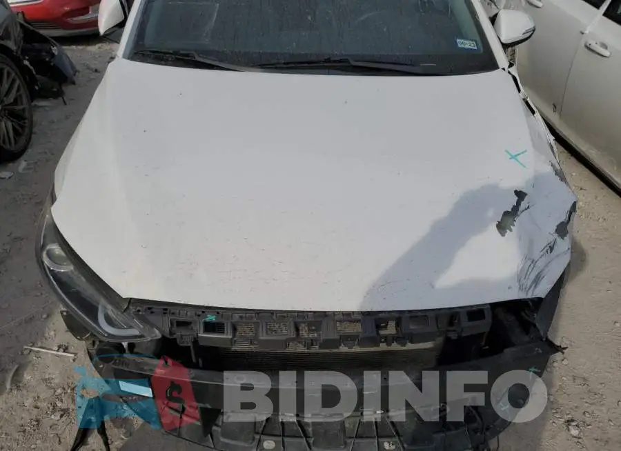 5NPD84LF1JH226831 Photo# 11