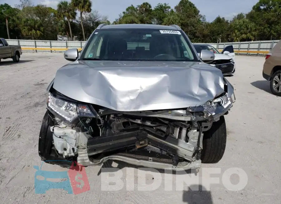 JA4AD3A32JZ047749 Photo# 5