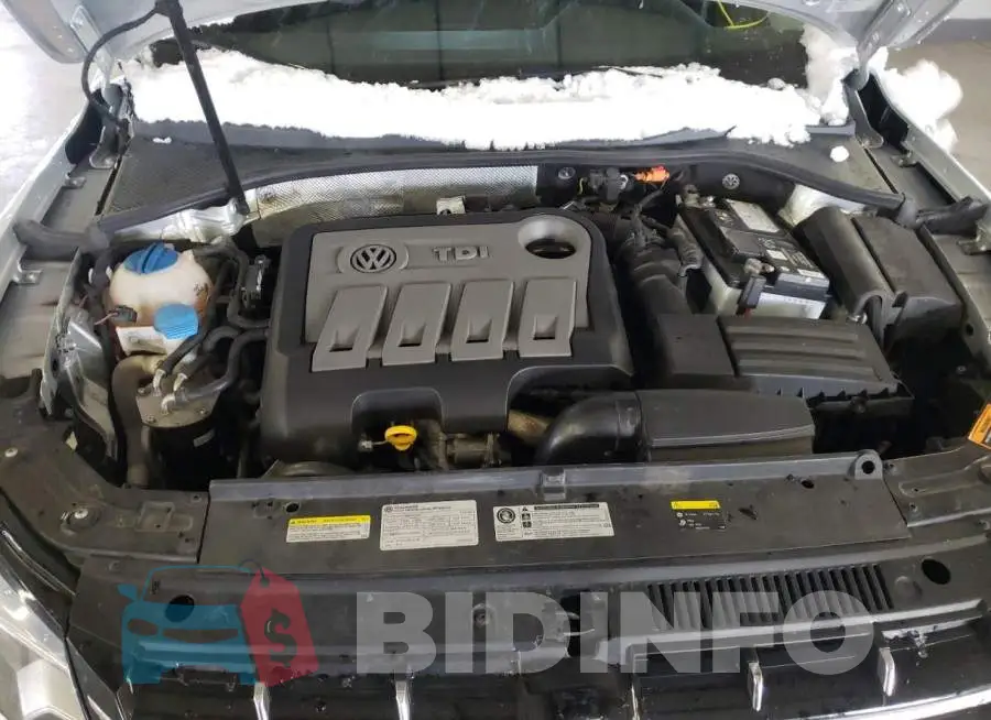 1VWBN7A36EC102661 Photo# 11