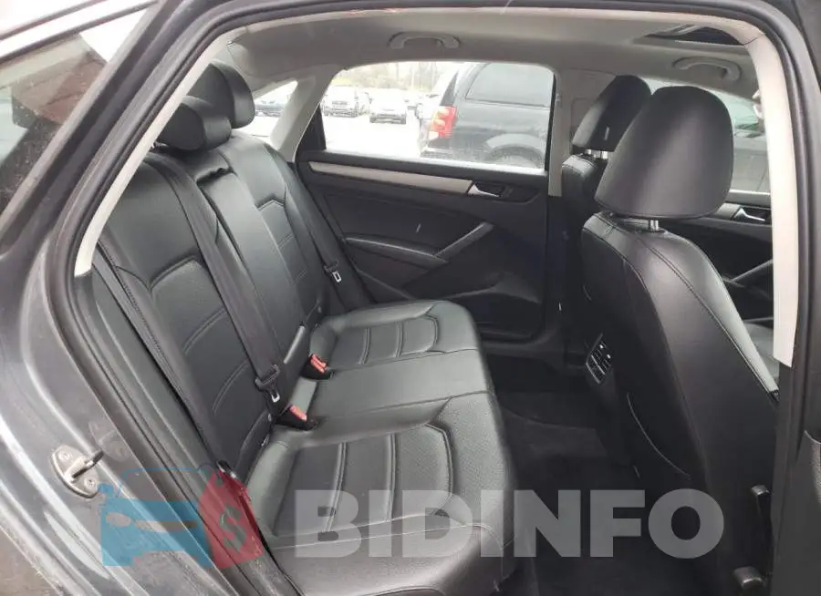 1VWBN7A3XEC038429 Photo# 10