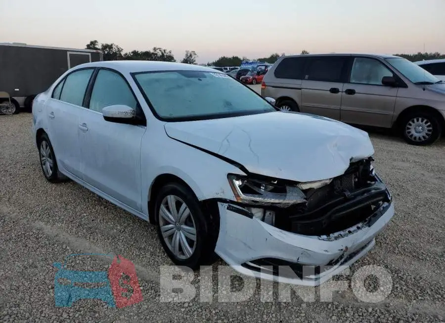 3VW2B7AJ4HM253234 Photo# 4
