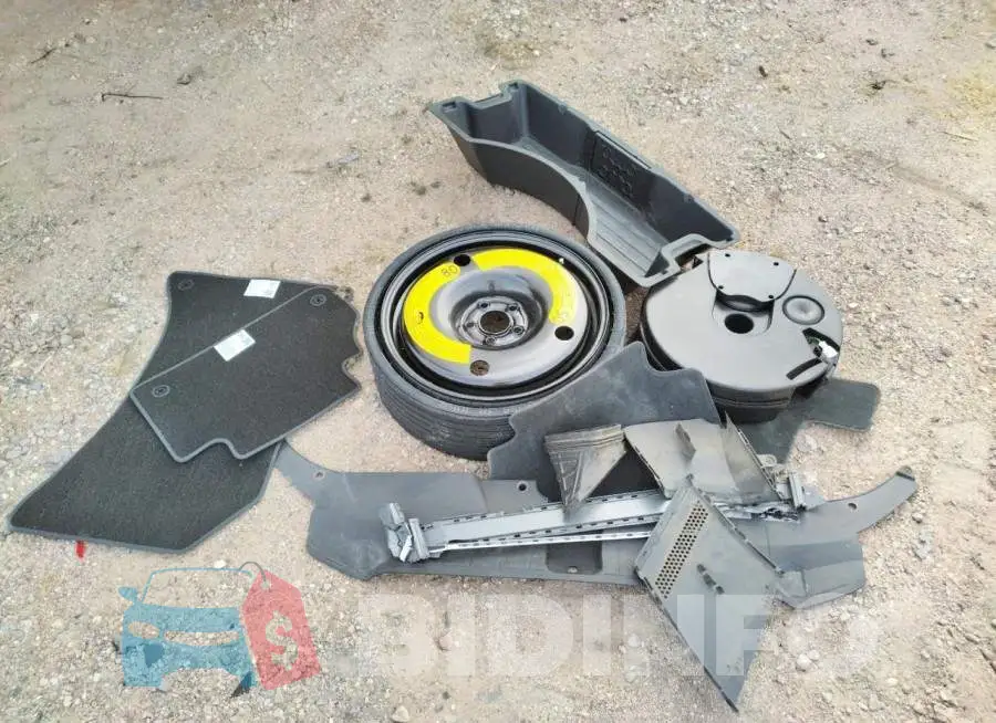 WA1CGAFP9FA019856 Photo# 13