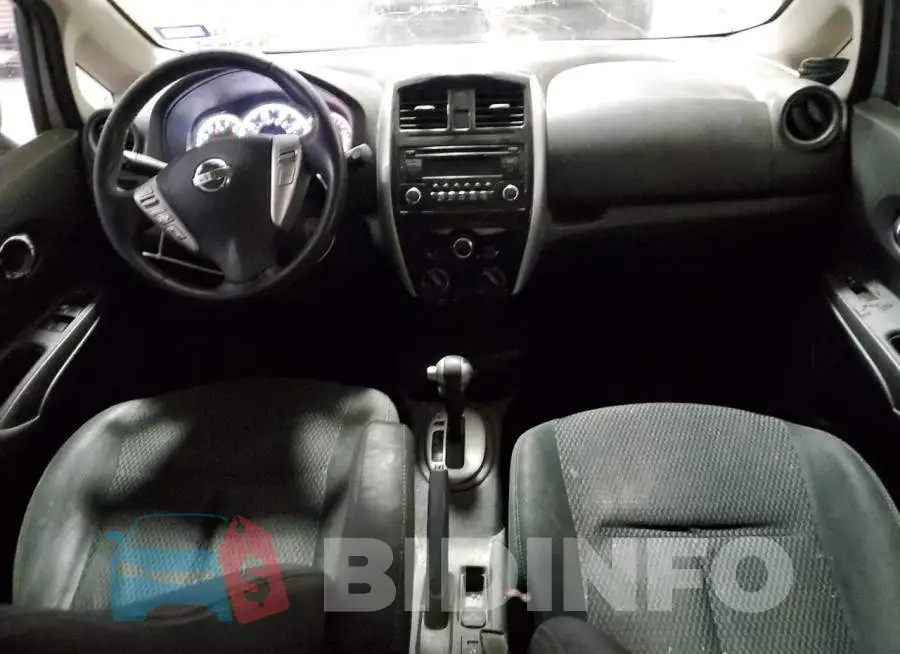 3N1CE2CPXFL402500 Photo# 8
