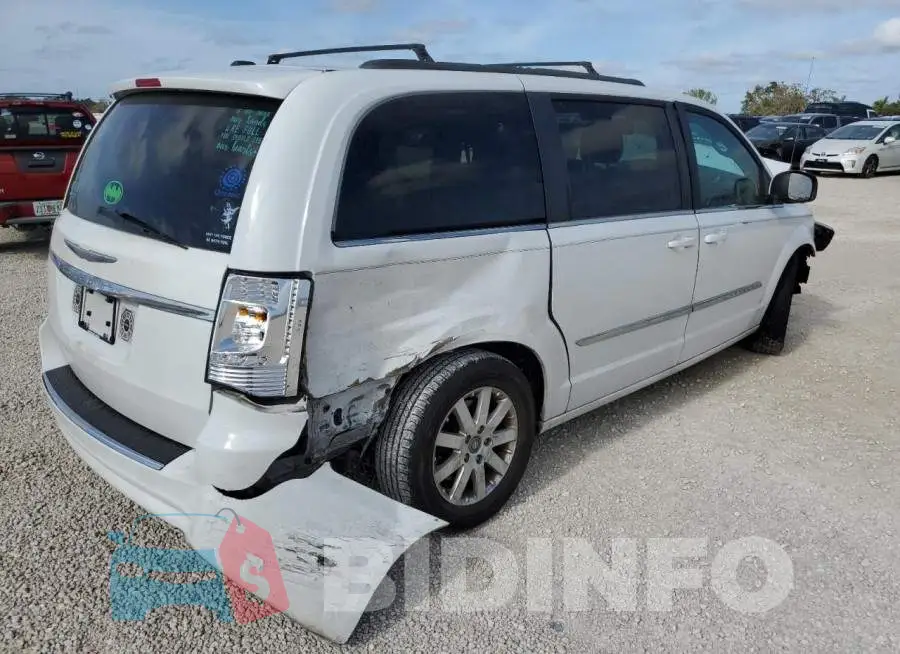 2C4RC1BG1FR525145 Photo# 3