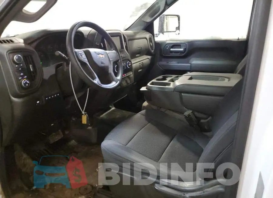 1GC3YLE70LF190090 Photo# 7