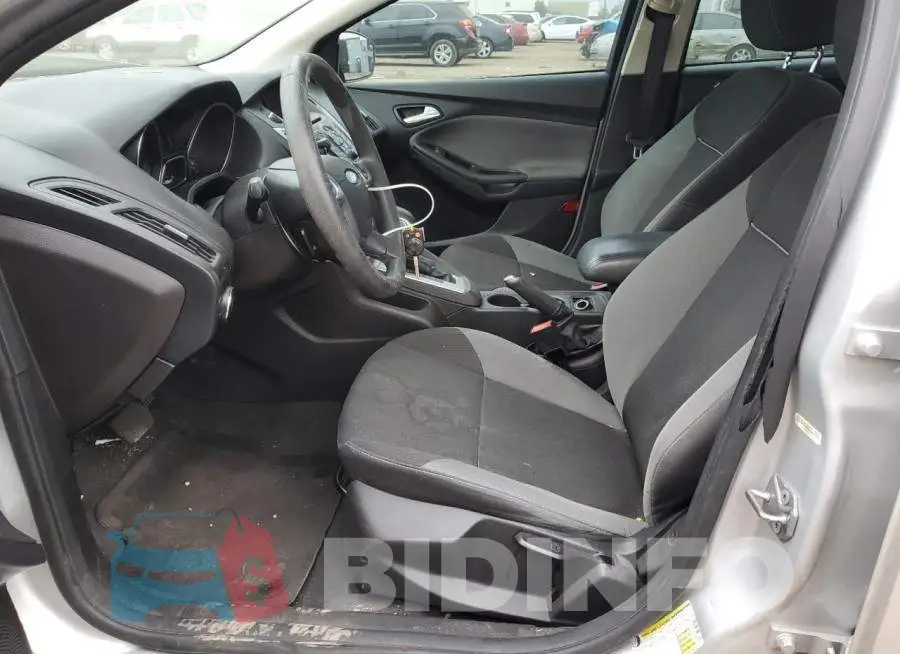 1FADP3F27EL330463 Photo# 7