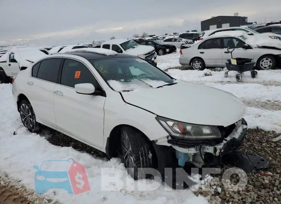 1HGCR2F54FA004087 Photo# 4