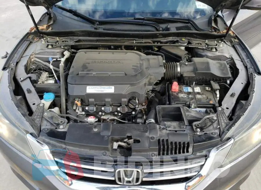 1HGCR3F85FA024123 Photo# 11