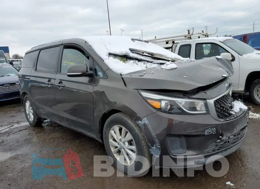 KNDMB5C1XG6172458 Photo# 4