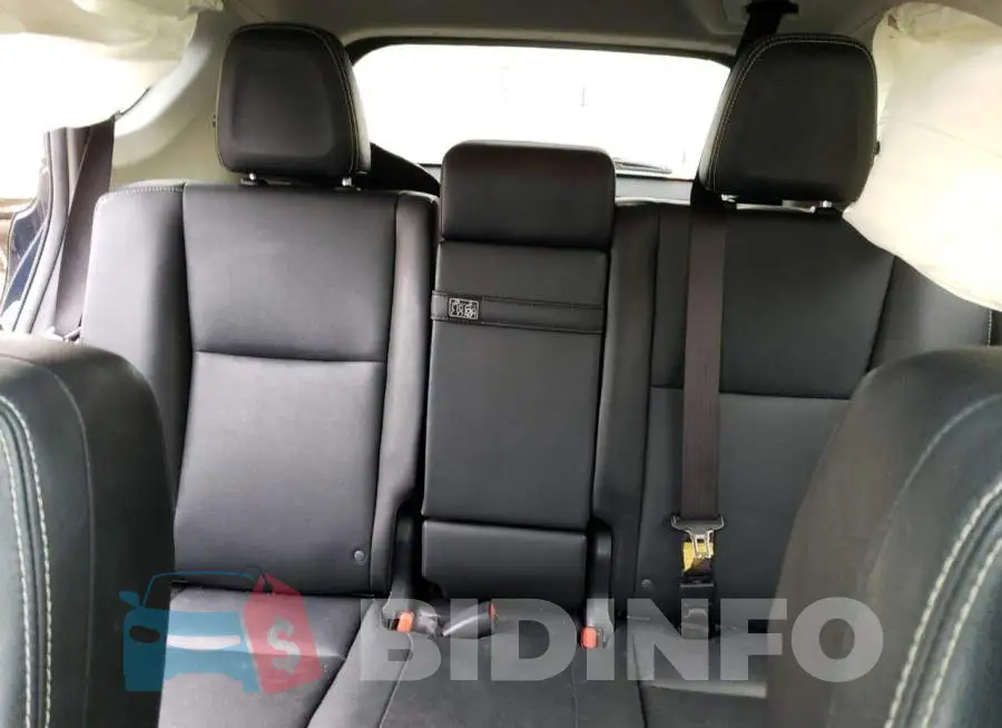 JTMDJREV9HD147123 Photo# 10