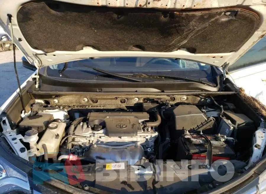 JTMZFREV8HJ705326 Photo# 12