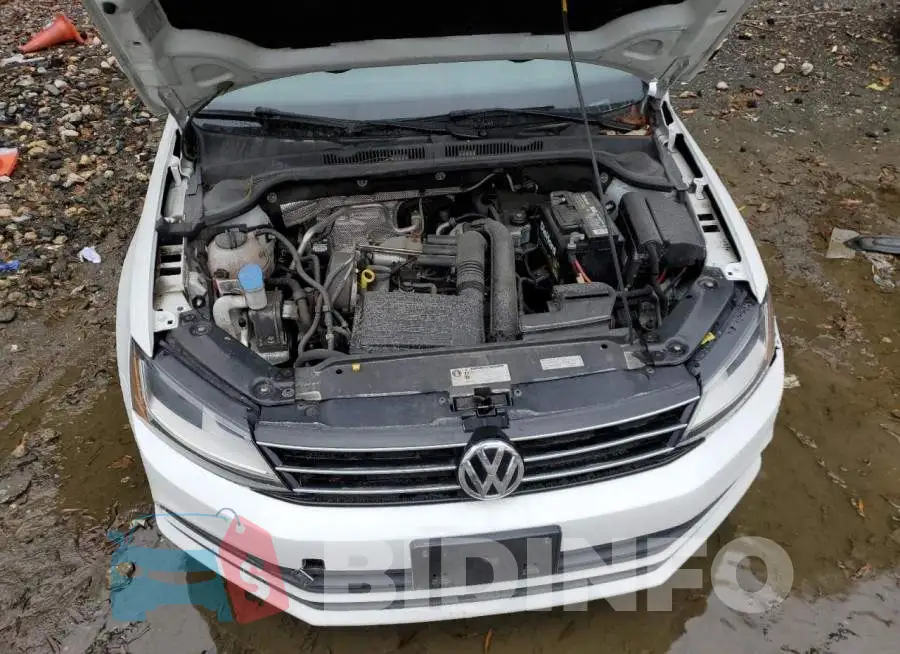3VW2B7AJ4HM257719 Photo# 7