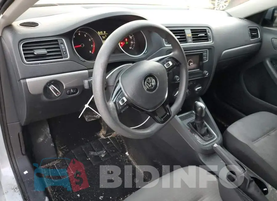 3VW2B7AJ9JM208487 Photo# 8