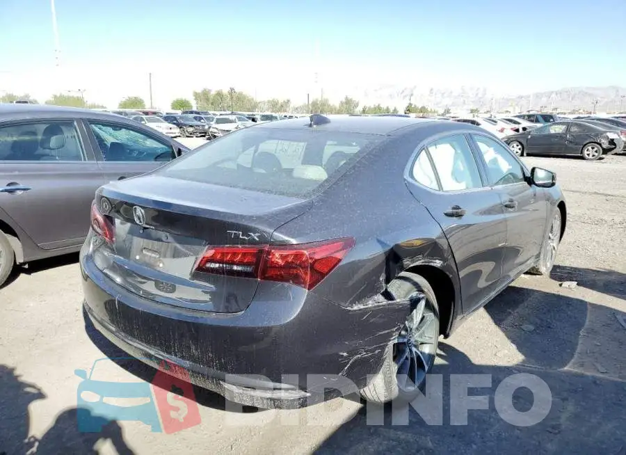 19UUB2F53GA002941 Photo# 4