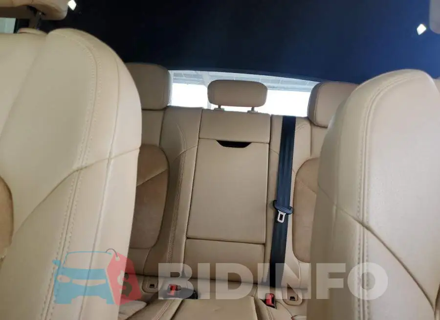 WP1AA2A56HLB81007 Photo# 10