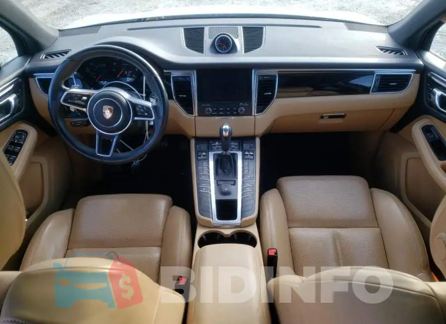 WP1AA2A57JLB13093 Photo# 8