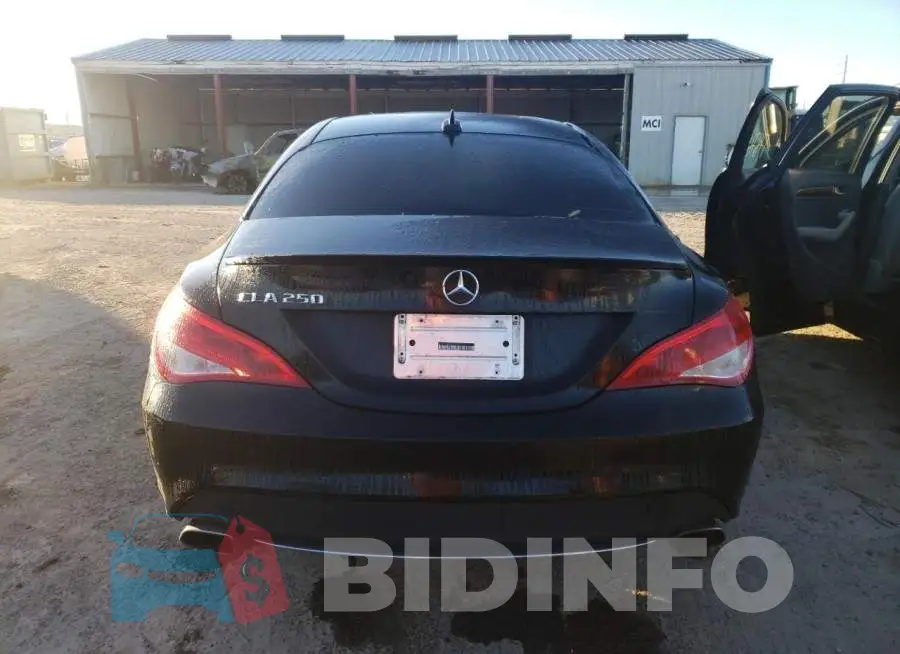 WDDSJ4EB3GN384477 Photo# 6