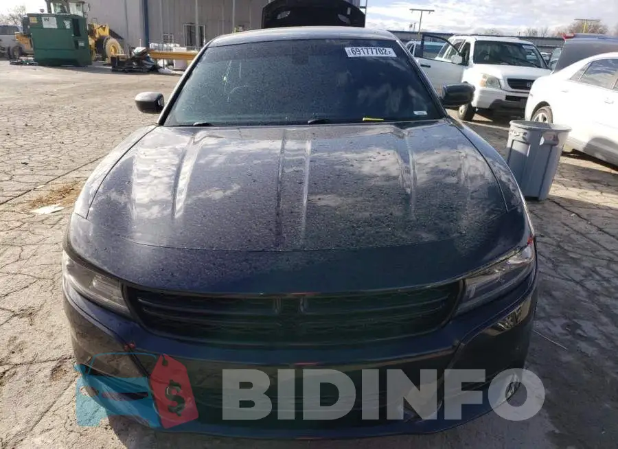 2C3CDXBG8FH784344 Photo# 5