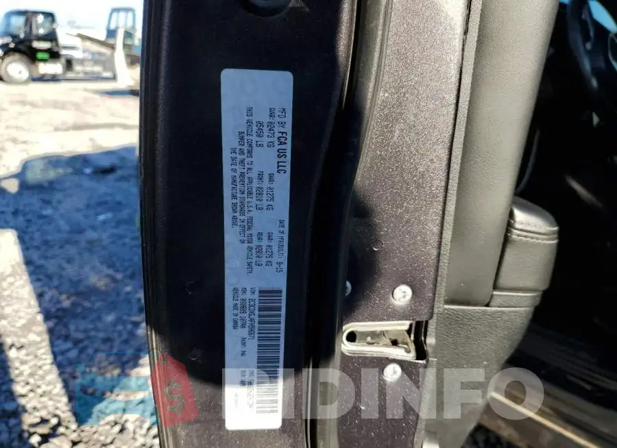 2C3CDXGJ4FH906671 Photo# 12