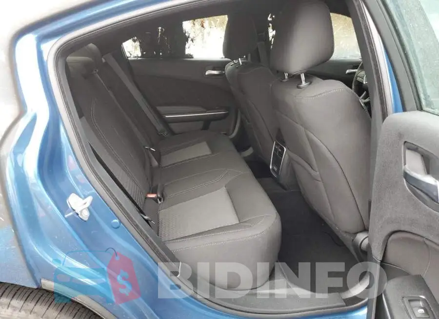 2C3CDXJG2NH214310 Photo# 10