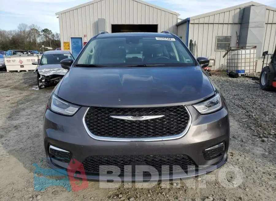 2C4RC1BG8MR597893 Photo# 5