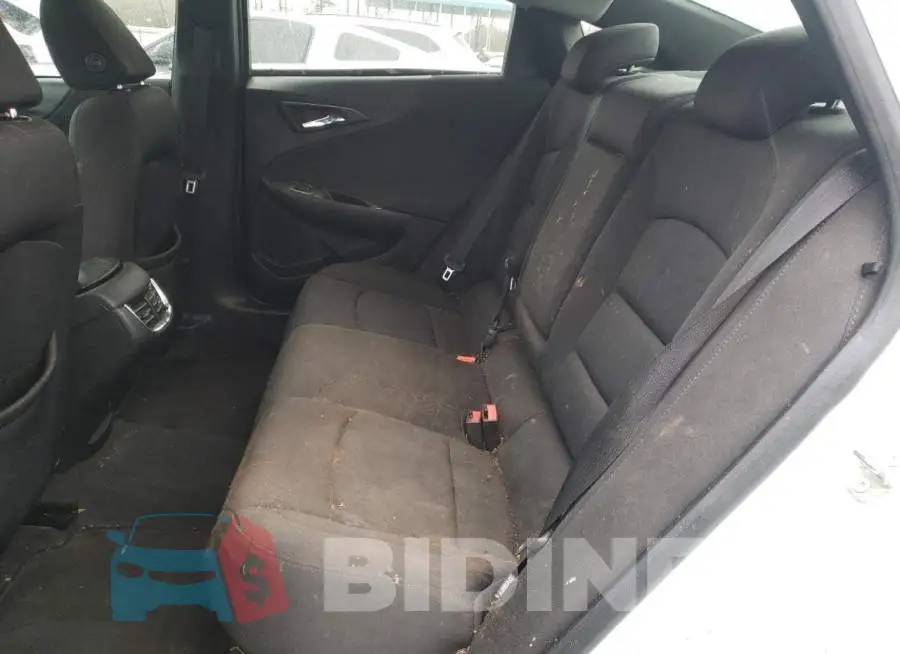 1G1ZD5ST3JF184843 Photo# 10