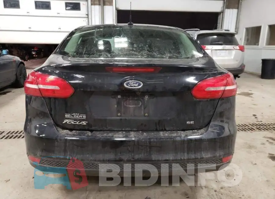 1FADP3F22JL204912 Photo# 6