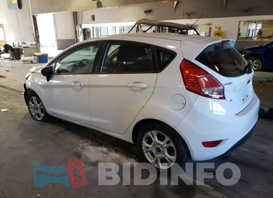 3FADP4EJ3FM111465 Photo# 2