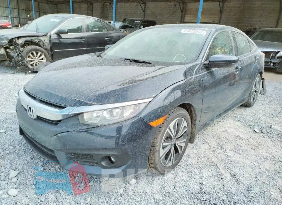 19XFC1F30HE026903 Photo# 2