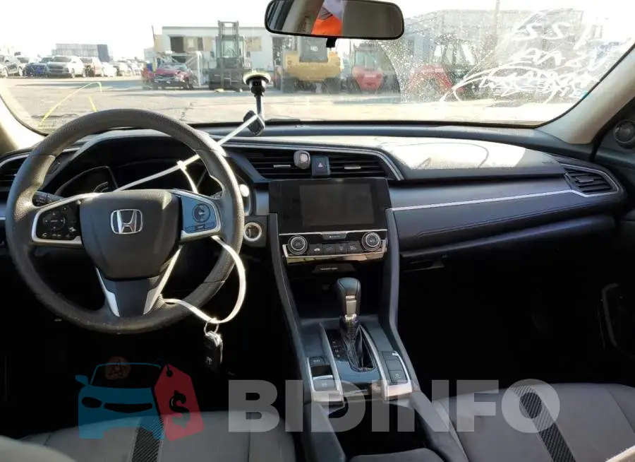 19XFC2F77GE233540 Photo# 8