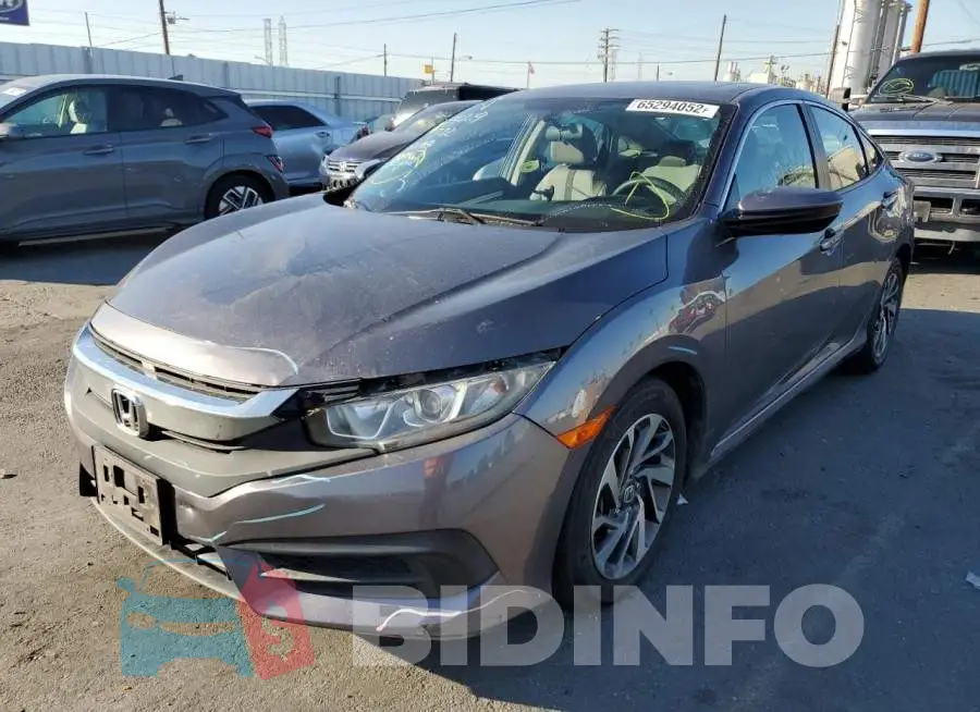 19XFC2F77GE233540 Photo# 1