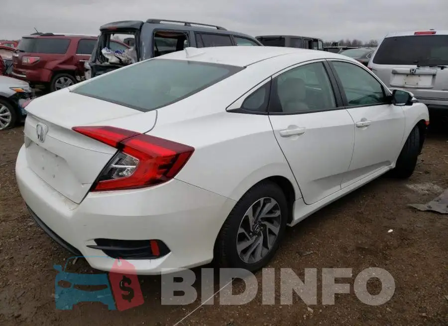 19XFC2F77HE011744 Photo# 3