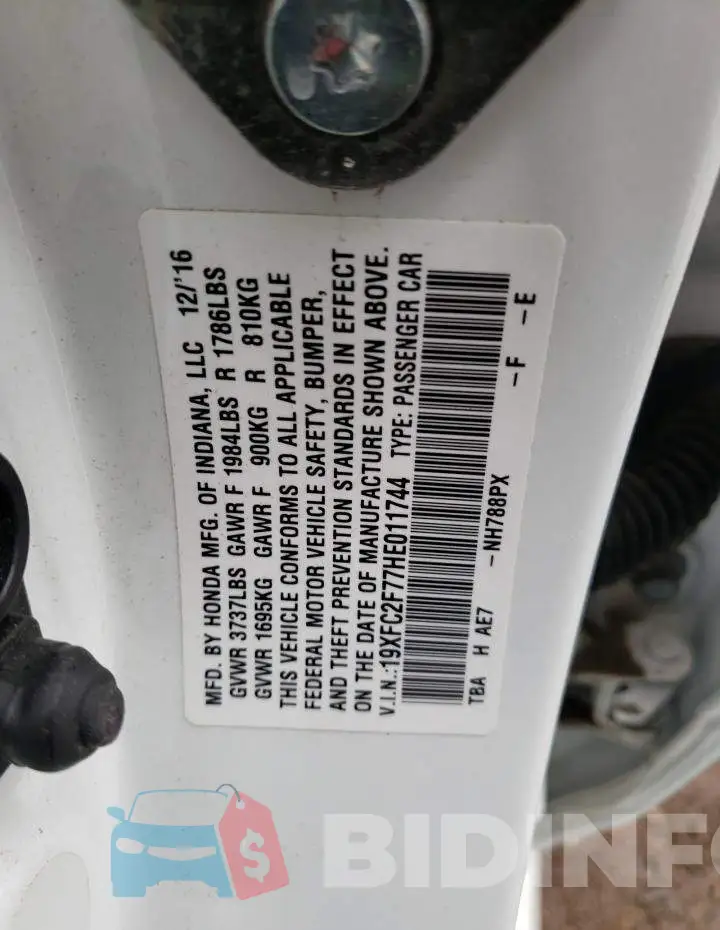 19XFC2F77HE011744 Photo# 13