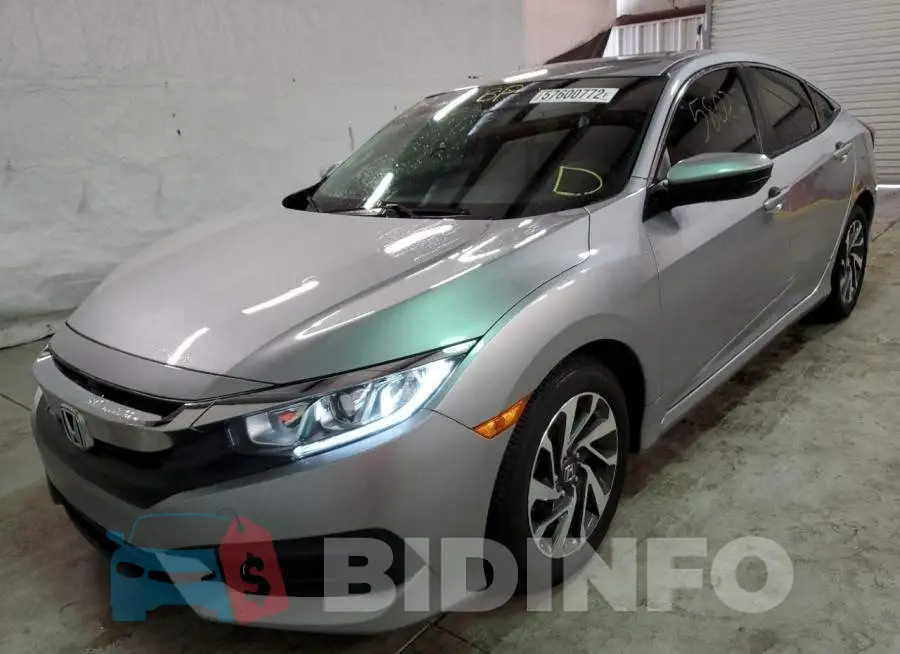 19XFC2F77HE204850 Photo# 2