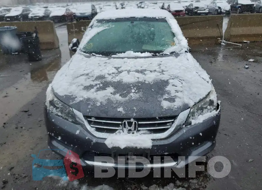 1HGCR2F35FA136841 Photo# 5