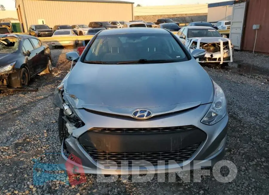 KMHEC4A45FA137326 Photo# 5