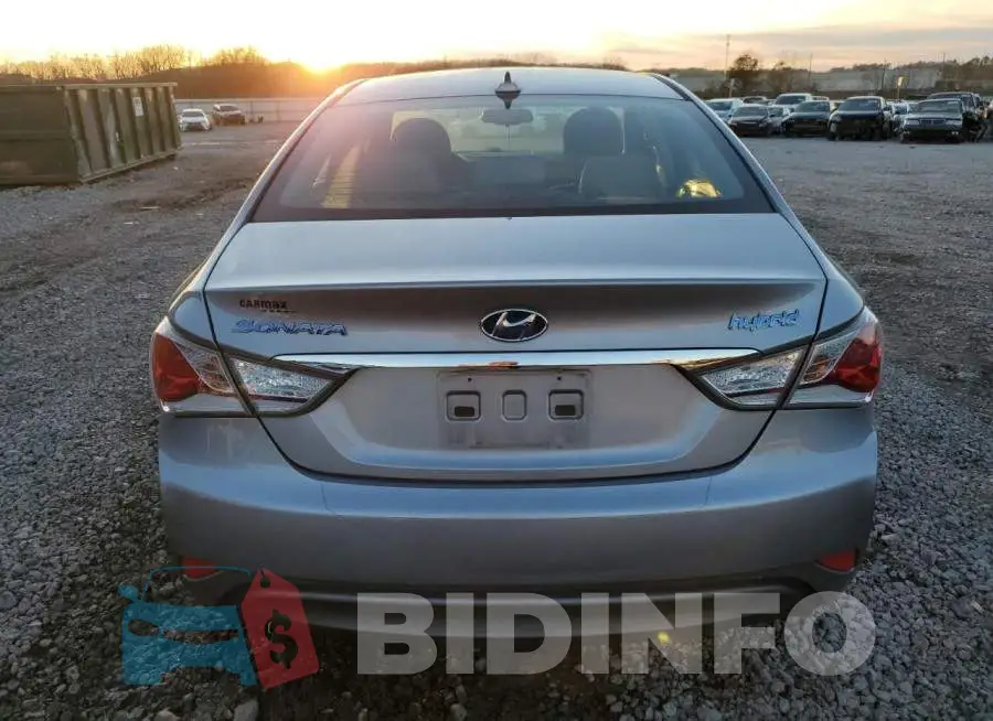 KMHEC4A45FA137326 Photo# 6