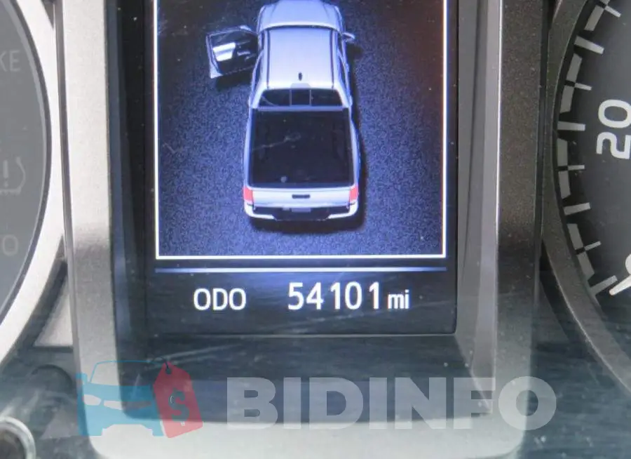 3TMCZ5AN5LM328557 Photo# 8