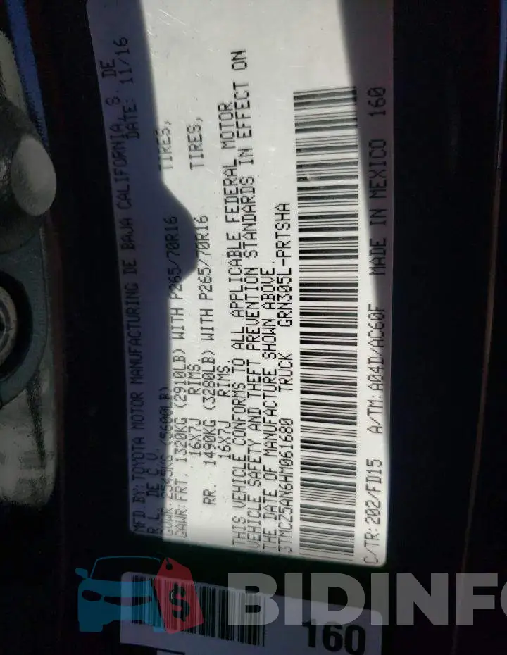 3TMCZ5AN6HM061680 Photo# 10