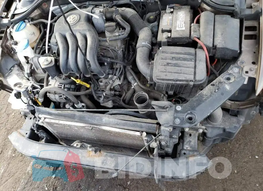 3VW2K7AJ1FM315783 Photo# 11