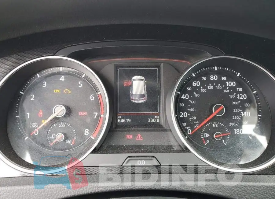3VW5T7AUXHM034721 Photo# 9
